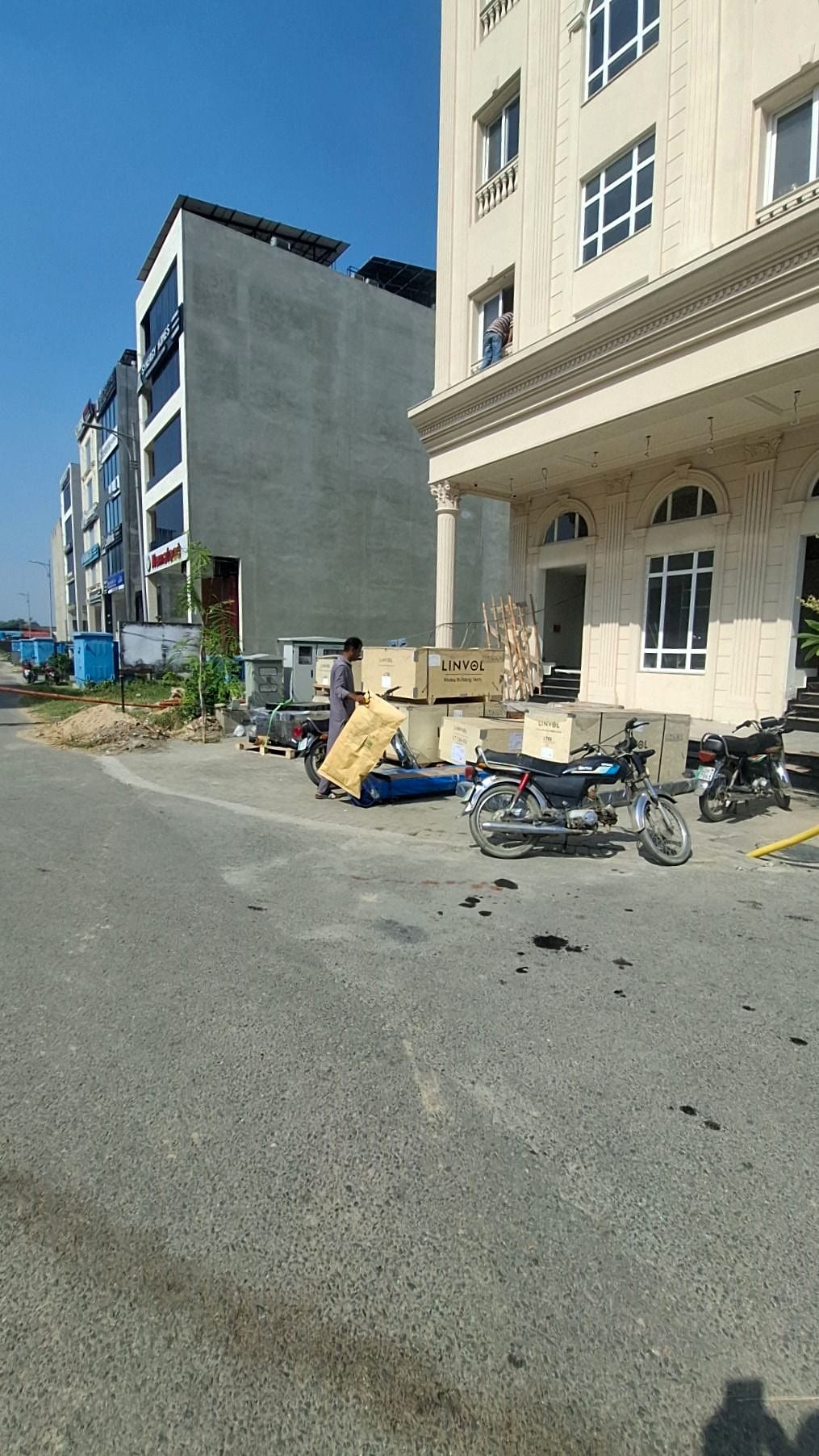 Car parking — Plot 119, Block BWB, DHA Phase 8